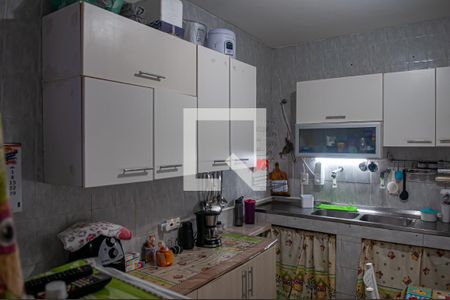 Casa à venda com 90m², 3 quartos e 3 vagas Casa à venda com 90m², 3 quartos e 3 vagascozinha