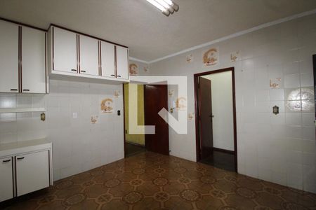 Casa para alugar com 250m², 4 quartos e 2 vagasCozinha