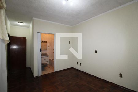 Casa para alugar com 250m², 4 quartos e 2 vagasQuarto