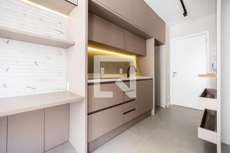Cozinha de apartamento para alugar com 1 quarto, 28m² em Pinheiros, São Paulo