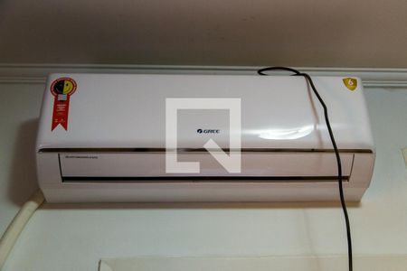 Casa à venda com 300m², 4 quartos e 4 vagasSuíte - Ar condicionado