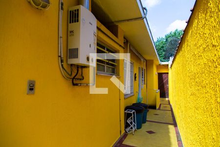 Casa à venda com 300m², 4 quartos e 4 vagasCorredor