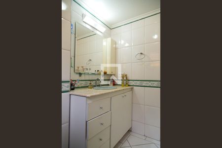 Casa à venda com 300m², 4 quartos e 4 vagasBanheiro da Suíte