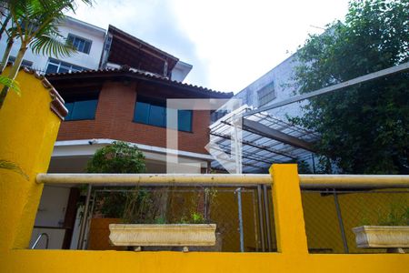 Casa à venda com 300m², 4 quartos e 4 vagasVista do Quarto 3