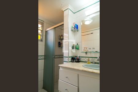 Casa à venda com 300m², 4 quartos e 4 vagasBanheiro da Suíte