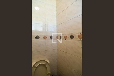 Casa à venda com 300m², 4 quartos e 4 vagasSauna - Banheiro