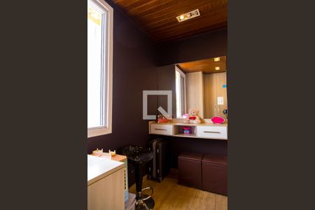 Casa à venda com 300m², 4 quartos e 4 vagasCloset