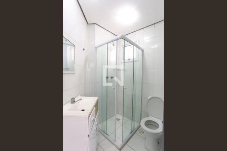 Apartamento para alugar com 57m², 2 quartos e 1 vaga Apartamento para alugar com 57m², 2 quartos e 1 vagaBanheiro da Suíte