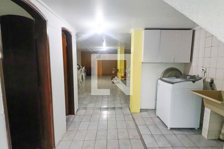 Casa à venda com 141m², 3 quartos e 2 vagasLavanderia / Salão