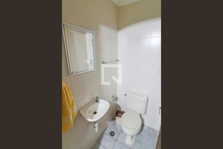 Casa à venda com 141m², 3 quartos e 2 vagasBanheiro Serviço