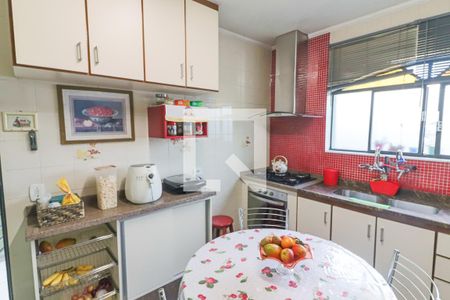 Casa à venda com 141m², 3 quartos e 2 vagasCozinha