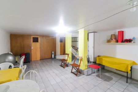 Casa à venda com 141m², 3 quartos e 2 vagasLavanderia / Salão