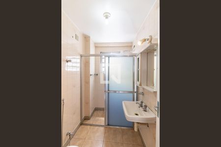 Banheiro  de apartamento à venda com 1 quarto, 38m² em Liberdade, São Paulo