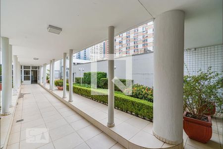Apartamento à venda com 38m², 1 quarto e 1 vaga Apartamento à venda com 38m², 1 quarto e 1 vagaÁrea Comum