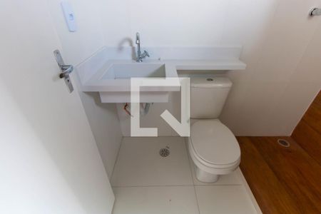 Casa à venda com 108m², 3 quartos e 2 vagasBanheiro da Suíte