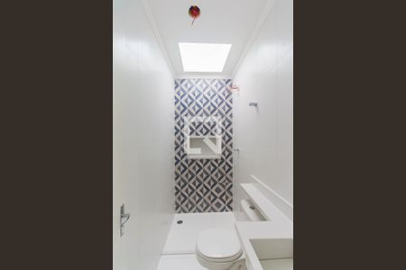 Casa à venda com 108m², 3 quartos e 2 vagasBanheiro 2