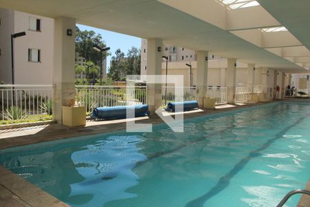 Apartamento à venda com 75m², 3 quartos e 1 vagaÁrea comum - Piscina