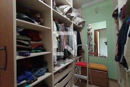 Closet Quarto 2 - Suíte de casa para alugar com 3 quartos, 162m² em Vila Dalila, São Paulo
