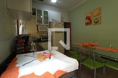 Casa para alugar com 162m², 3 quartos e 2 vagasCozinha