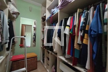 Casa para alugar com 162m², 3 quartos e 2 vagasCloset Quarto 2 - Suíte