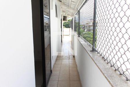 Apartamento à venda com 195m², 2 quartos e 2 vagasCorredor