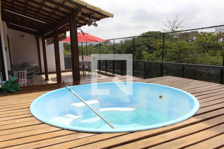 Apartamento à venda com 195m², 2 quartos e 2 vagasÁrea externa