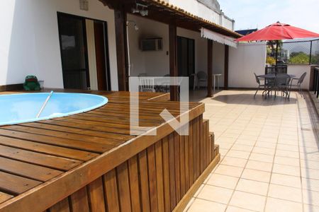 Apartamento à venda com 195m², 2 quartos e 2 vagasÁrea externa