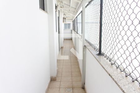 Apartamento à venda com 195m², 2 quartos e 2 vagasCorredor