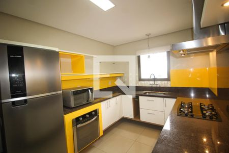 Apartamento à venda com 110m², 2 quartos e 2 vagasCozinha