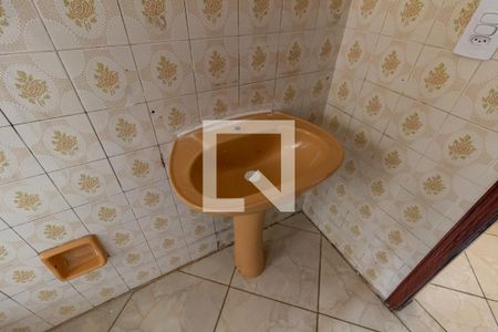 Casa para alugar com 185m², 4 quartos e 2 vagas Casa para alugar com 185m², 4 quartos e 2 vagasDetalhe do banheiro social 1