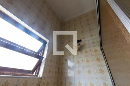 Casa para alugar com 185m², 4 quartos e 2 vagas Casa para alugar com 185m², 4 quartos e 2 vagasDetalhe do banheiro social 1