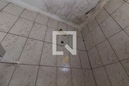 Casa para alugar com 185m², 4 quartos e 2 vagas Casa para alugar com 185m², 4 quartos e 2 vagasDetalhe do banheiro da suíte