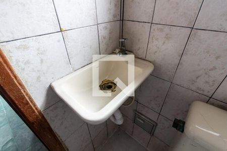 Casa para alugar com 185m², 4 quartos e 2 vagas Casa para alugar com 185m², 4 quartos e 2 vagasDetalhe do banheiro social 2