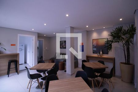 Apartamento à venda com 37m², 1 quarto e sem vagaÁrea comum - Salão de festas