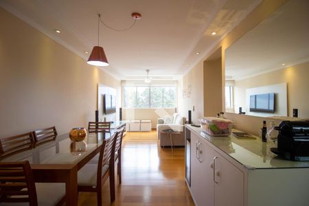 Sala de apartamento à venda com 2 quartos, 71m² em Vila Ipojuca, São Paulo