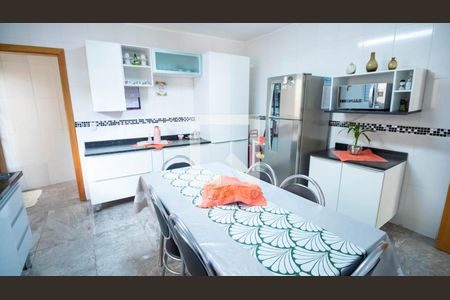 Casa para alugar com 145m², 2 quartos e 3 vagas Casa para alugar com 145m², 2 quartos e 3 vagasCozinha