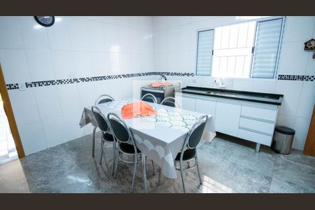 Casa para alugar com 145m², 2 quartos e 3 vagas Casa para alugar com 145m², 2 quartos e 3 vagasCozinha