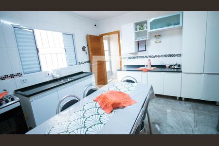 Casa para alugar com 145m², 2 quartos e 3 vagas Casa para alugar com 145m², 2 quartos e 3 vagasCozinha