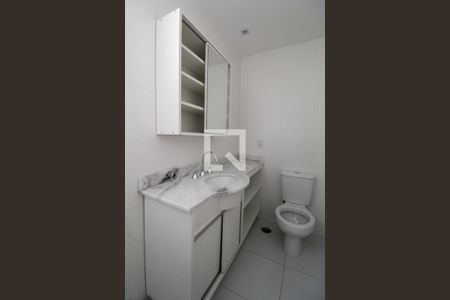 Apartamento à venda com 76m², 3 quartos e 1 vaga Apartamento à venda com 76m², 3 quartos e 1 vagaBanheiro Suíte