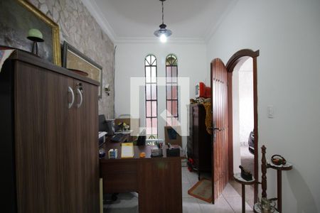 Sala de casa à venda com 4 quartos, 241m² em Jaraguá, Belo Horizonte