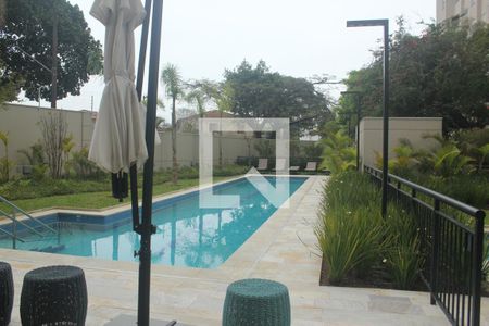 Apartamento à venda com 27m², 1 quarto e sem vagaÁrea comum - Piscina