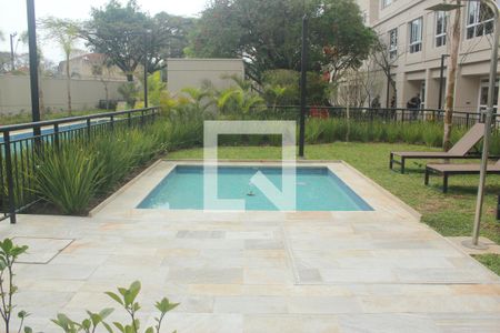 Apartamento à venda com 27m², 1 quarto e sem vagaÁrea comum - Piscina