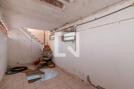 Casa à venda com 3000m², 3 quartos e 1 vagaSalão