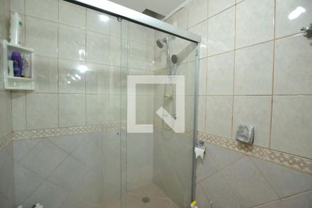 Casa de condomínio à venda com 181m², 3 quartos e 3 vagasBanheiro 1