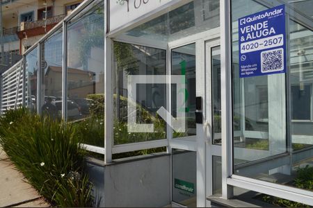 Apartamento à venda com 45m², 2 quartos e 1 vagaFachada + Plaquinha