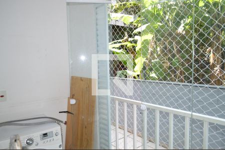 Apartamento à venda com 45m², 2 quartos e 1 vagaÁrea de Serviço e Varanda