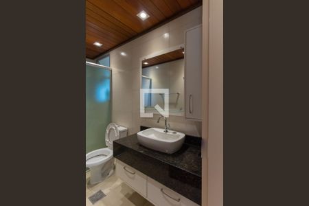 Apartamento para alugar com 75m², 3 quartos e 1 vaga Apartamento para alugar com 75m², 3 quartos e 1 vagaBanheiro