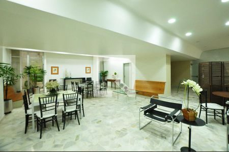 Apartamento à venda com 180m², 3 quartos e 2 vagasÁrea comum - Salão de festas