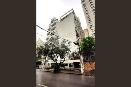 Apartamento à venda com 180m², 3 quartos e 2 vagasFachada