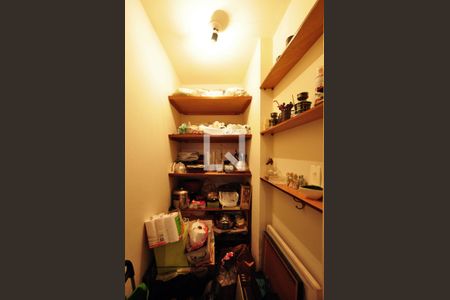 Apartamento à venda com 180m², 3 quartos e 2 vagasDepósito